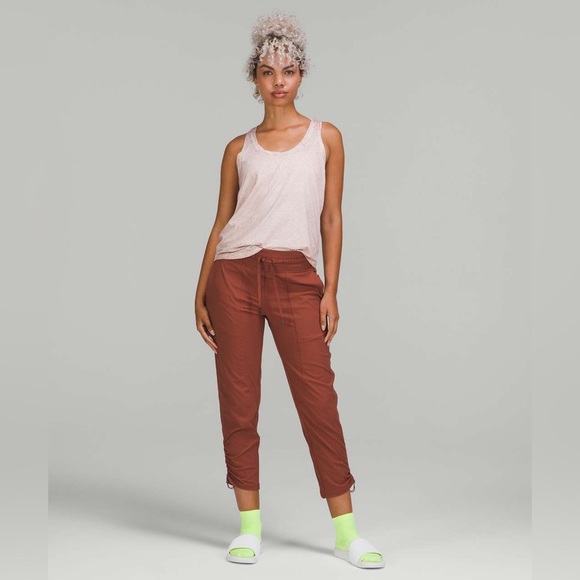 Lululemon Love Tank Top in Summit Wash Smoky Topaz - Size 6 - Picture 3 of 9